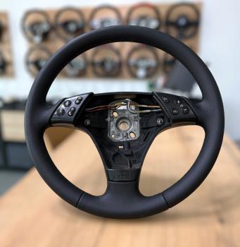 BMW E36 Lenkrad neu beziehen, BMW E46 Lenkrad Leder, E46 Alcantara Lenkrad, M-Technik Lenkrad beziehen, BMW Lenkrad neu Hannover, Lederlenkrad Reparatur, 3er BMW Lenkrad Aufbereitung